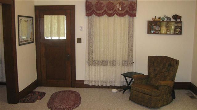 112 N Lac Qui Parle Ave, Canby, MN 56220