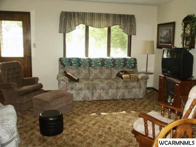 208 N Hwy 258, Comfrey, MN 56019