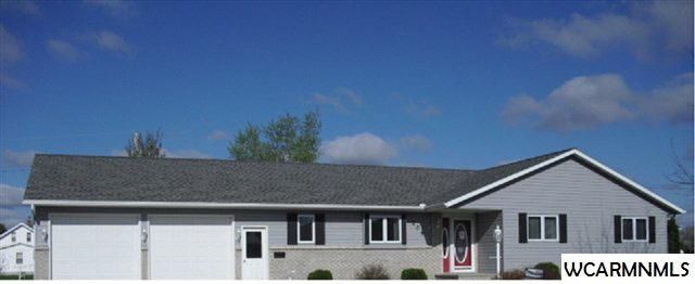 205 Eastern Ave, Comfrey, MN 56019