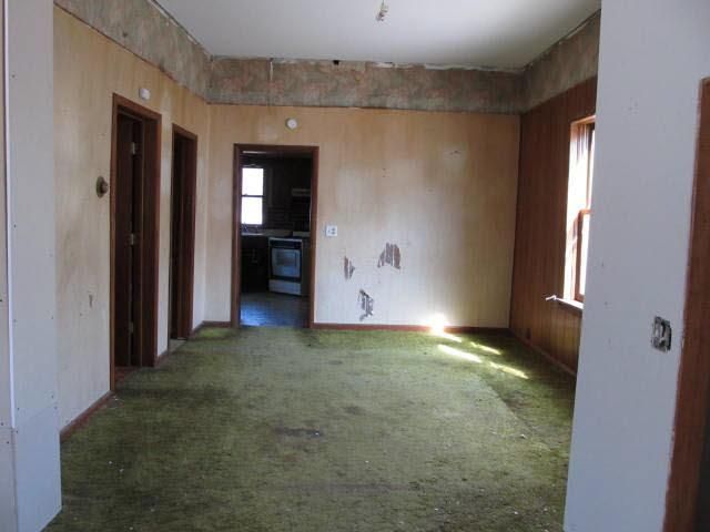 146 W Stearns Ave, Eden Valley, MN 55329
