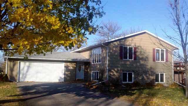 1221 NW 27 St, Willmar, MN 56201