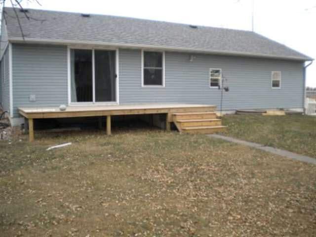 419 S Main St, Clara City, MN 56222