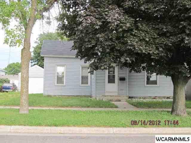 103 S 8 St, Olivia, MN 56277