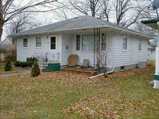586 SE 4 Ave, Wells, MN 56097