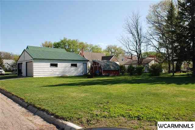 2006 Court St, Slayton, MN 56172