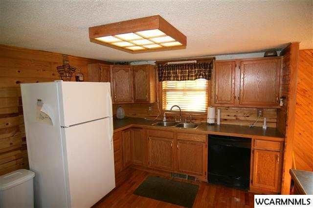 201 E Depue Ave, Olivia, MN 56277