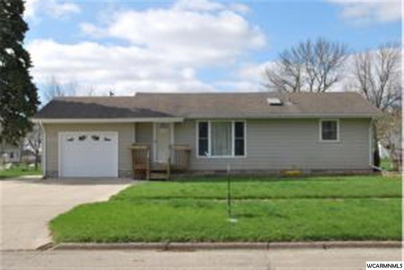 312 E Willis, Elmore, MN 56027