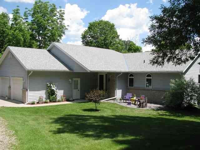 7955 Long Lake Rd, Willmar, MN 56201