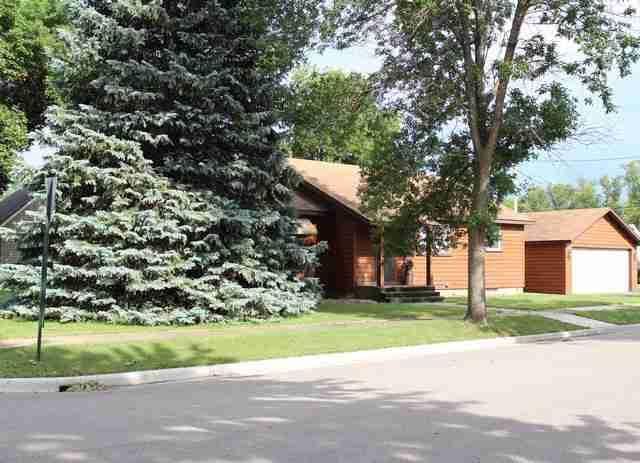 26 S Bordson, Appleton, MN 56208