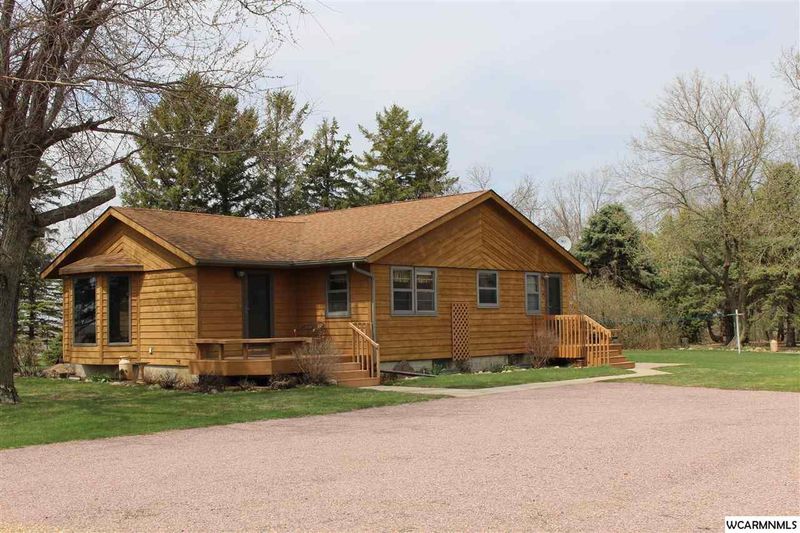 20408 Oliver Ave, Reading, MN 56165