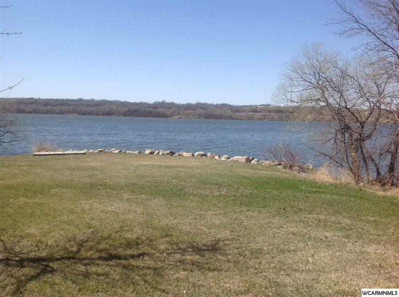5431 Wing & Fin Dr, Browns Valley, MN 56219