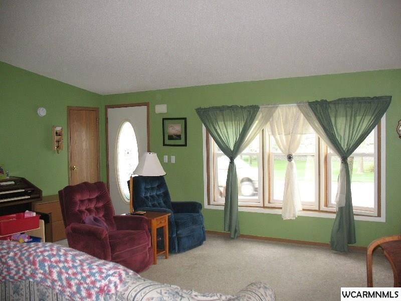 116 E County Highway 17, Comfrey, MN 56019