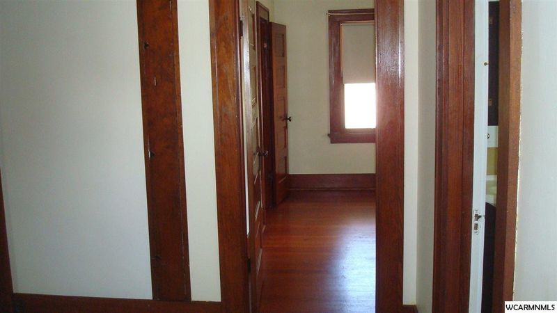 112 Oxford St, Fairmont, MN 56031