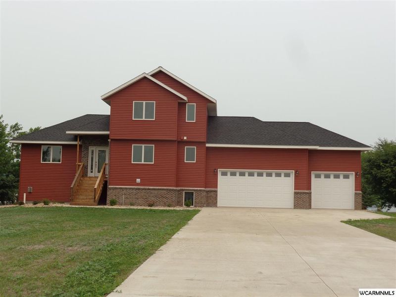10 Lake Shetek Dr, Slayton, MN 56172