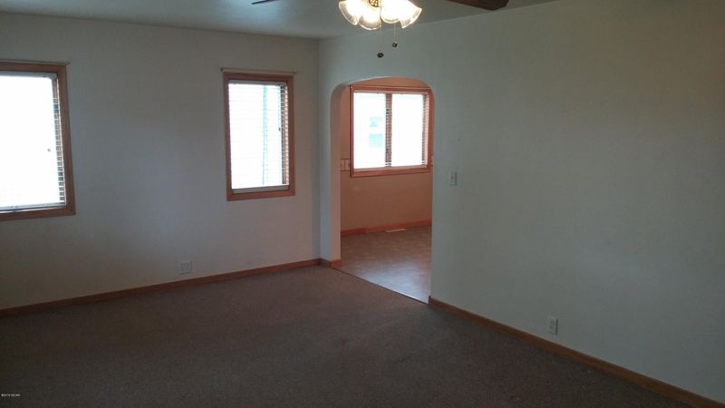 652 Adams Ave, Westbrook, MN 56183