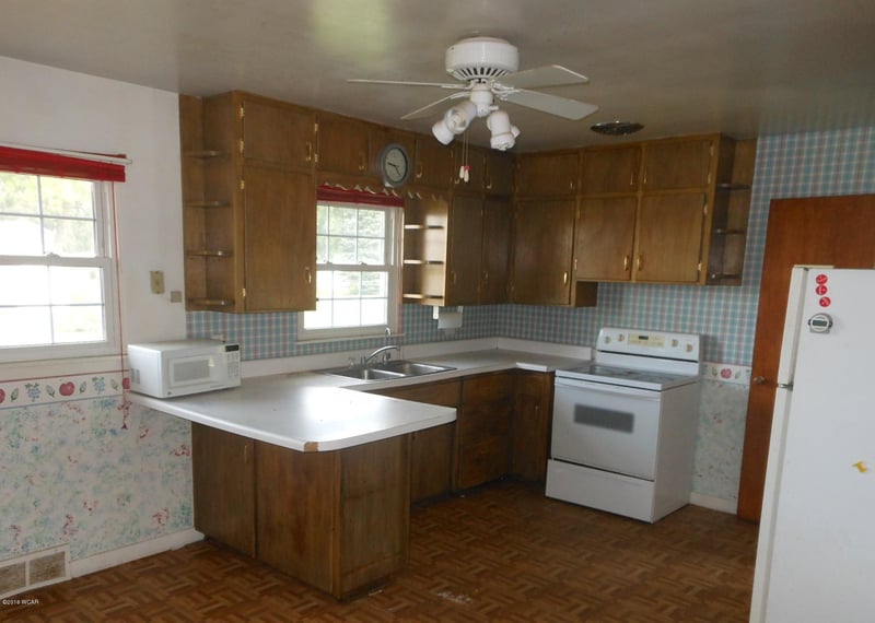 361 Pine St, Clements, MN 56224