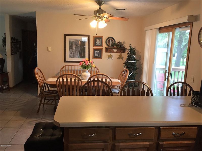 805 E Walnut St, Redwood Falls, MN 56283