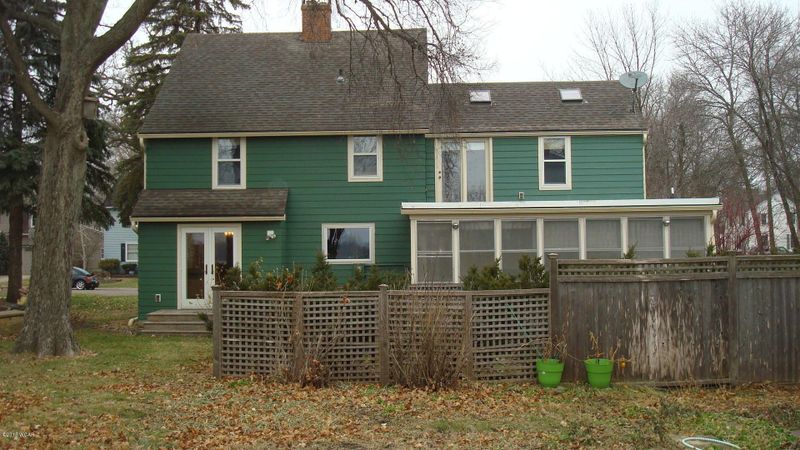 407 Budd Lake Dr, Fairmont, MN 56031