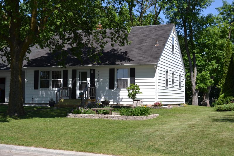 1308 N 6th St, Montevideo, MN 56265