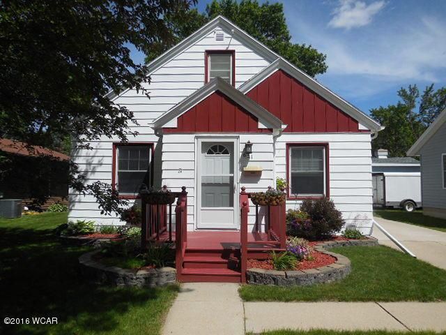 631 Charlotte St SE, Willmar, MN 56201