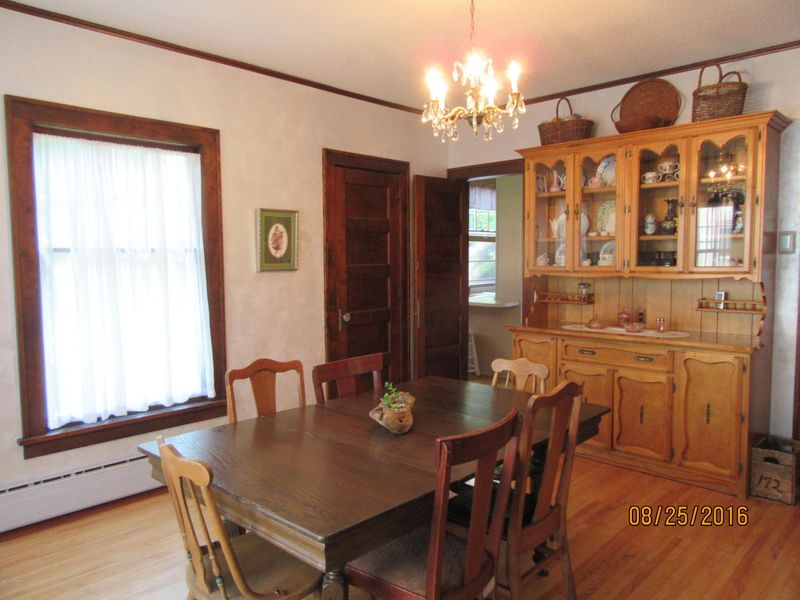 134 Grove Ave, Montevideo, MN 56265