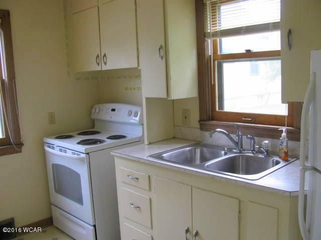 912 3rd St SE, Willmar, MN 56201