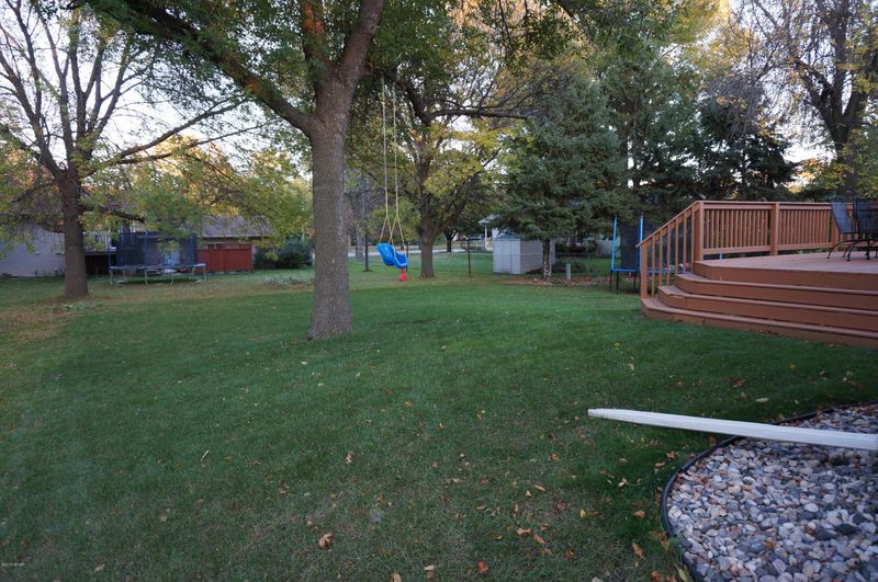 405 23rd St SE, Willmar, MN 56201