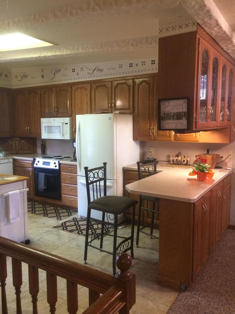 354 E Amber Lake Dr, Fairmont, MN 56031