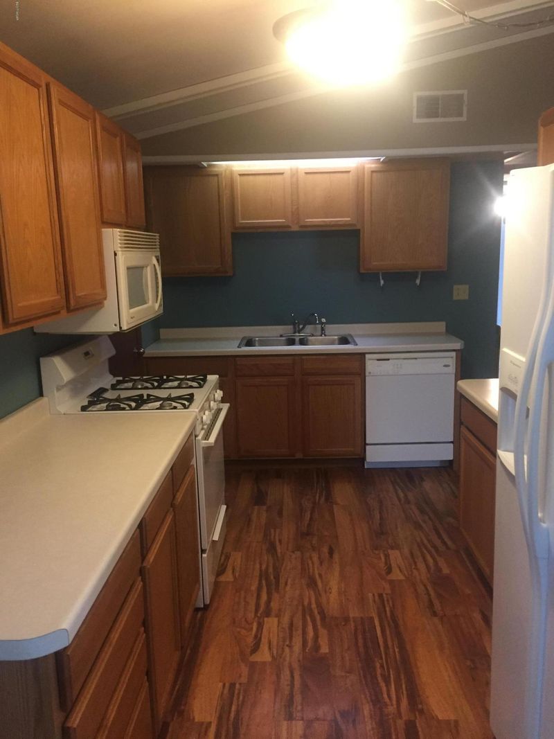 1604 SE 9th St, Willmar, MN 56201