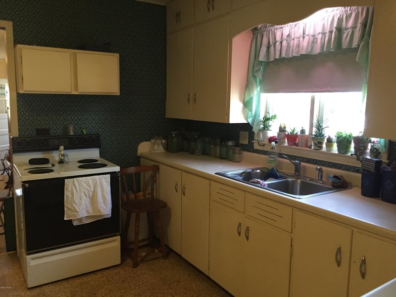 21 2nd Ave E, Echo, MN 56237
