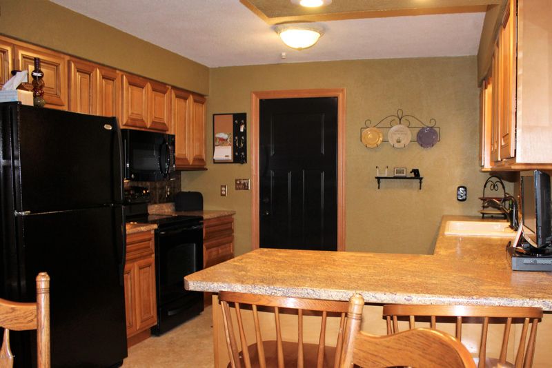 904 SE Willmar Ave, Willmar, MN 56201