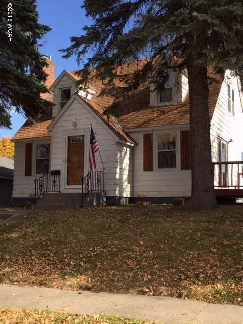 205 1st Ave SW, Wells, MN 56097