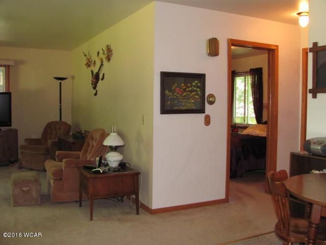 301 NW 1st St, Fairfax, MN 55332