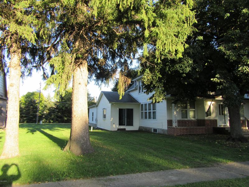 2835 Linden Ave, Slayton, MN 56172