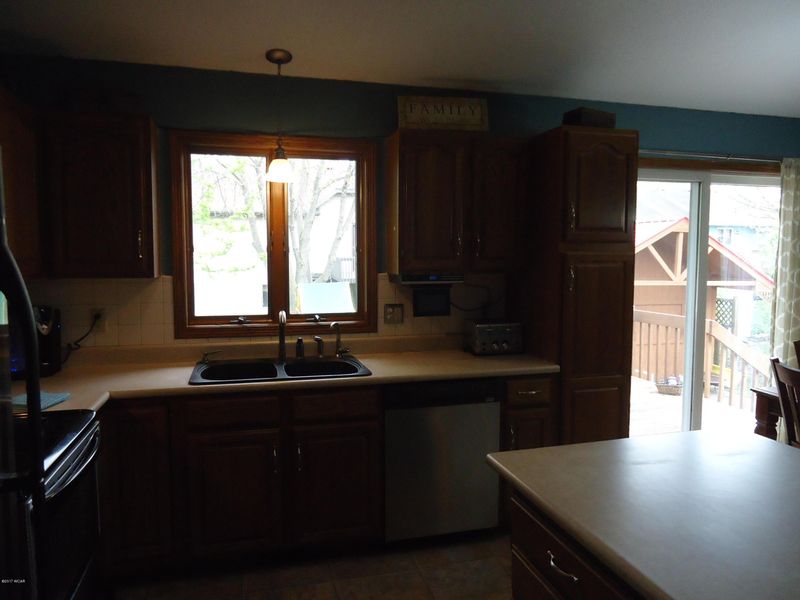 1220 29th St NW, Willmar, MN 56201