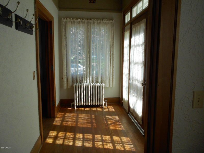 905 Pine St, Dawson, MN 56232