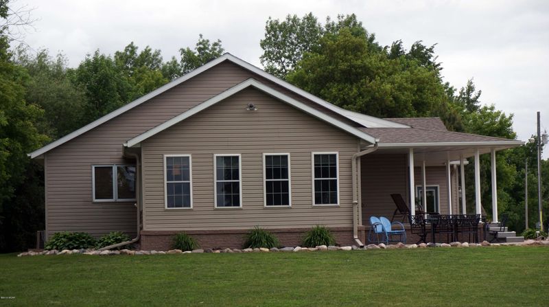 38225 190th St, Cyrus, MN 56323