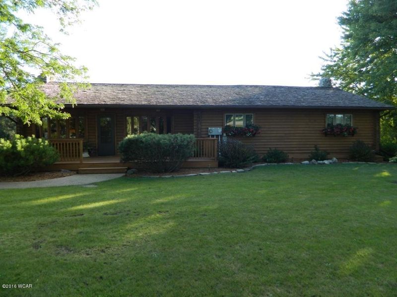 1151 Horseshoe Dr, Willmar, MN 56201