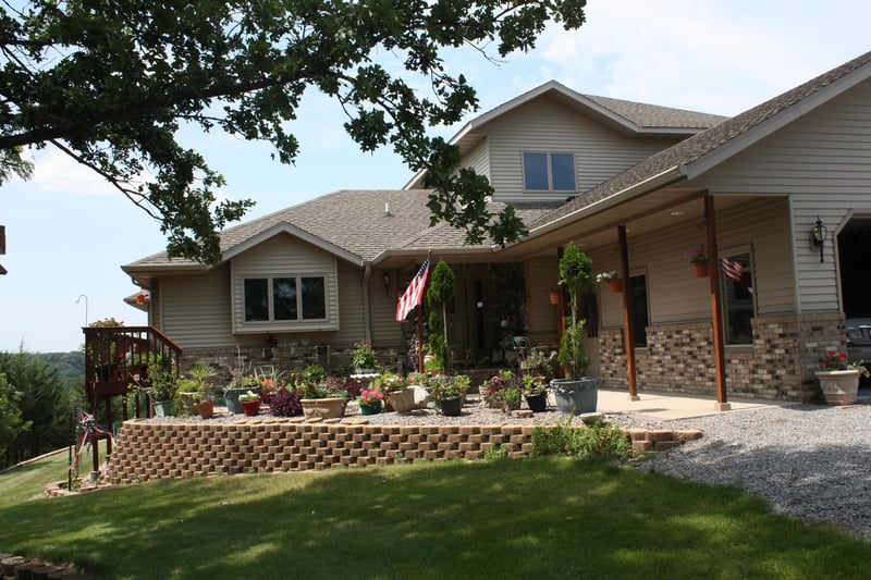 1000 Old North Rd, Redwood Falls, MN 56283