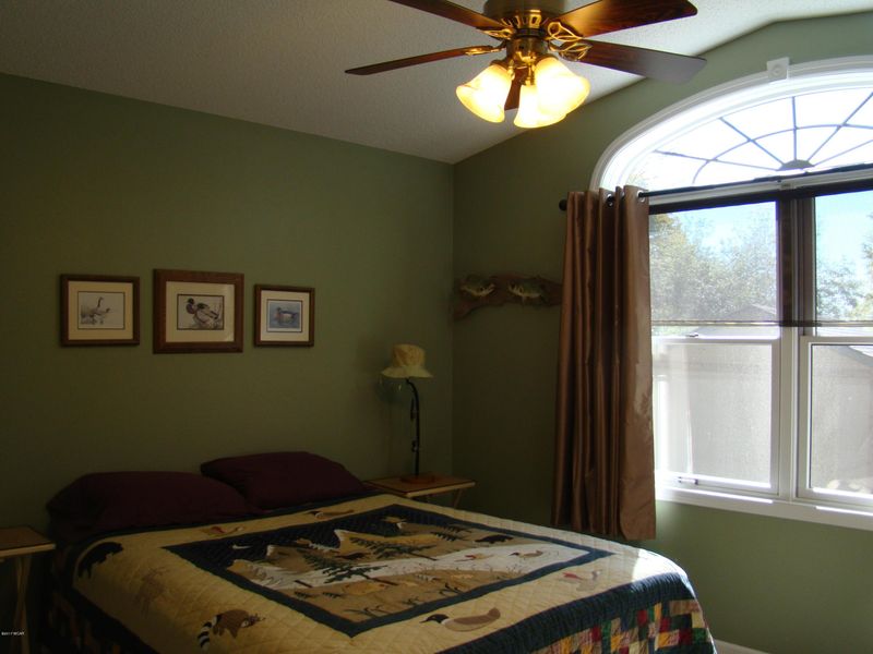 81511 Borderview Rd, Clinton, MN 56225