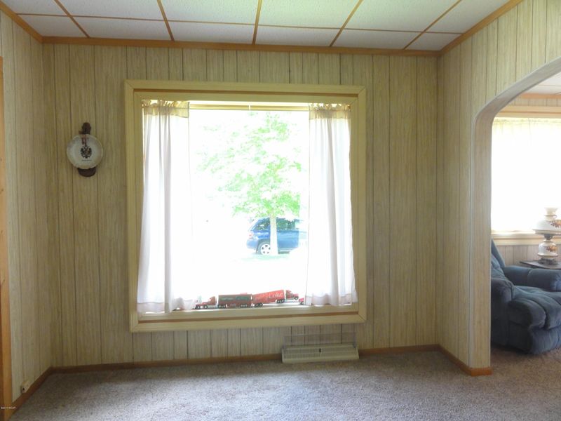 153 High Ave NE, Willmar, MN 56201