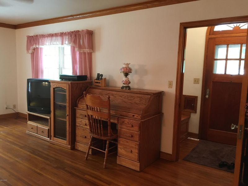 115 Cedar St, Fairmont, MN 56031