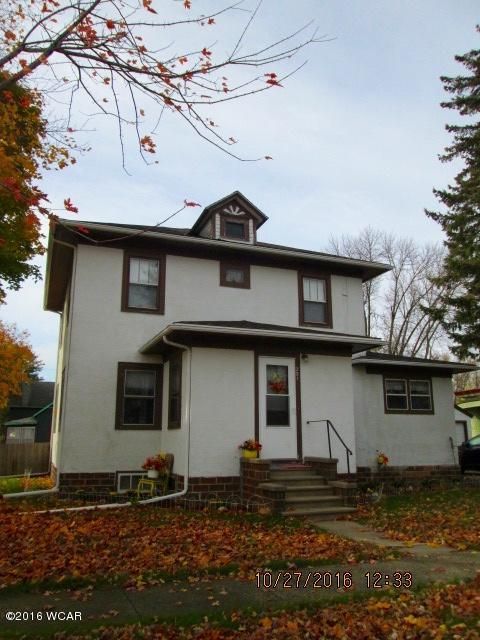 201 8th St, Mountain Lake, MN 56159