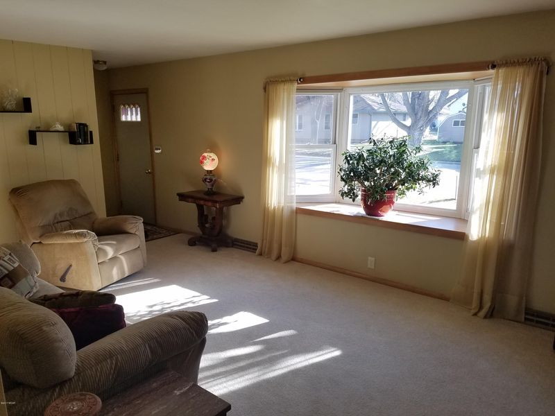 646 Davis Ave, Westbrook, MN 56183