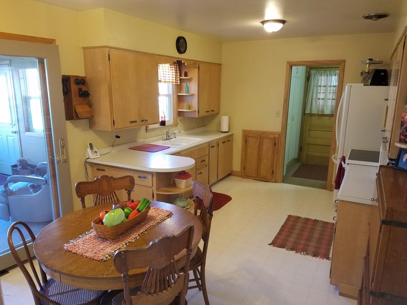 646 Davis Ave, Westbrook, MN 56183