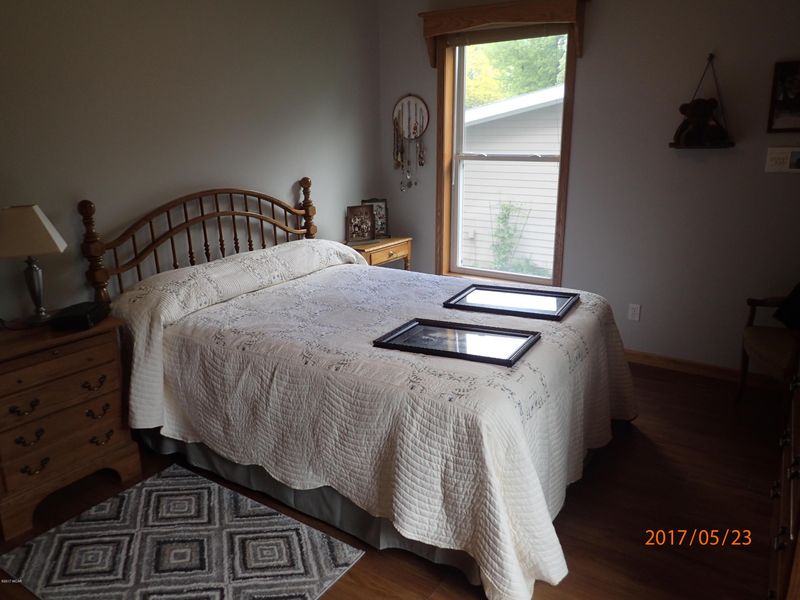 134 W Interlaken Rd, Fairmont, MN 56031