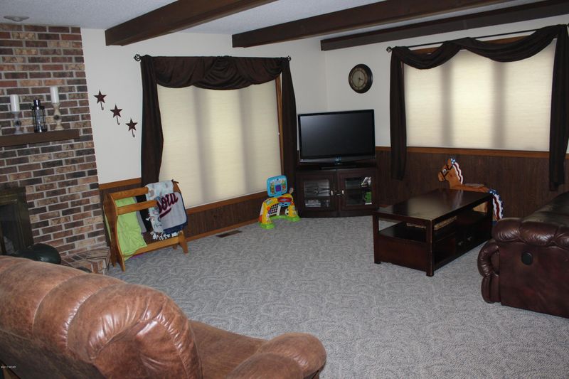205 3rd St, Prinsburg, MN 56281