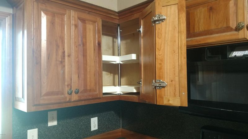 319 Park St, Sherburn, MN 56171