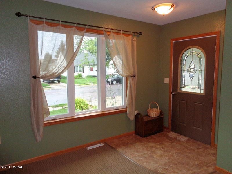 918 Willow St, Fairmont, MN 56031