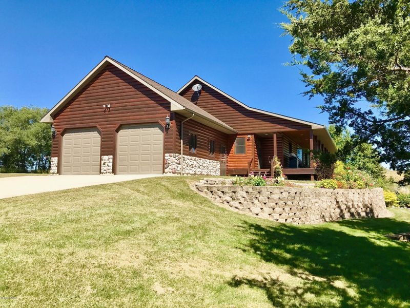 12901 10 St NE, Spicer, MN 56288